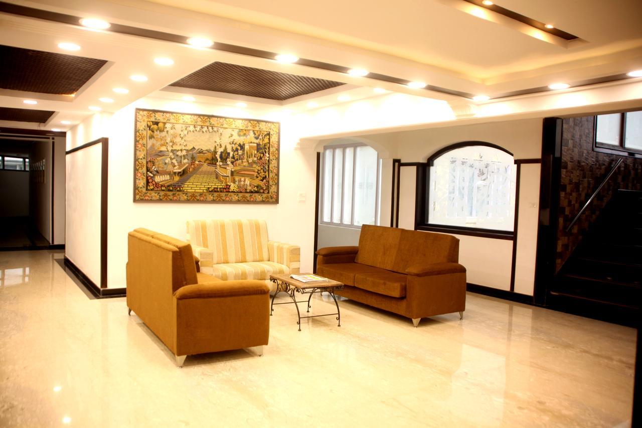 Hotel New Park At Dal Lake Srīnagar المظهر الخارجي الصورة