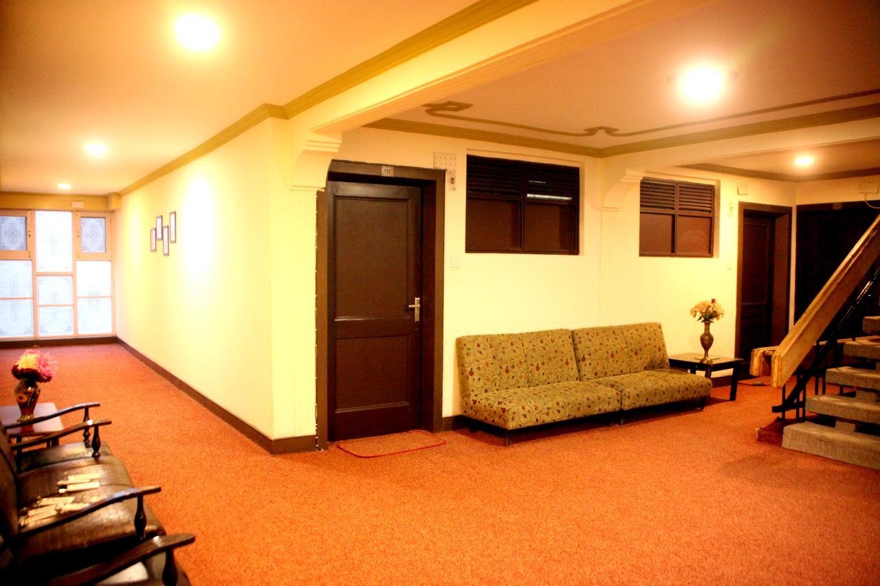 Hotel New Park At Dal Lake Srīnagar المظهر الخارجي الصورة