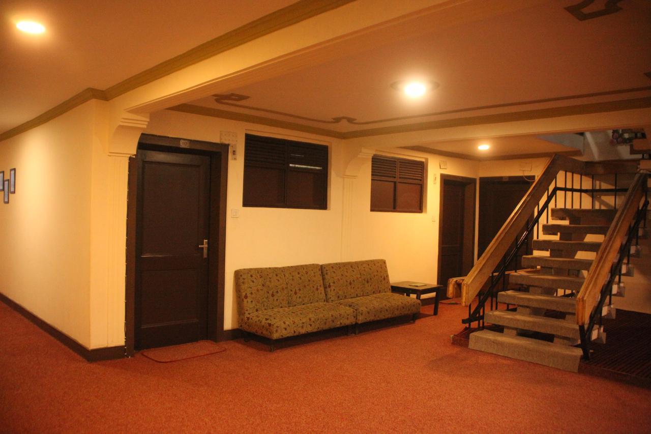 Hotel New Park At Dal Lake Srīnagar المظهر الخارجي الصورة